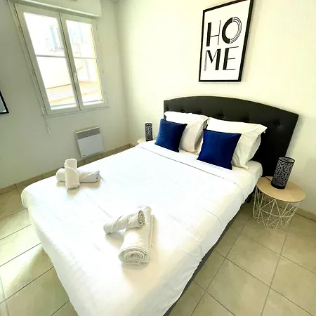 Appartement Royal Plazza, Beau T2 Centre Ville, Parking *