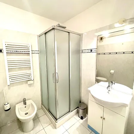 Apartament Royal Plazza, Beau T2 Centre Ville, Parking *