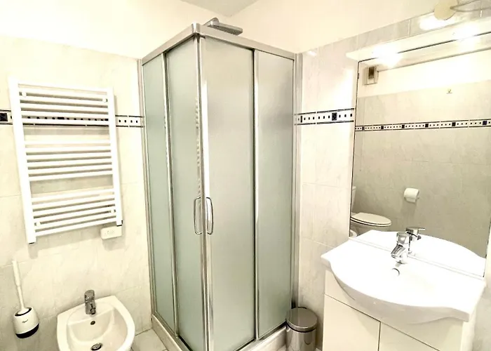 Apartmán Royal Plazza, Beau T2 Centre Ville, Parking *